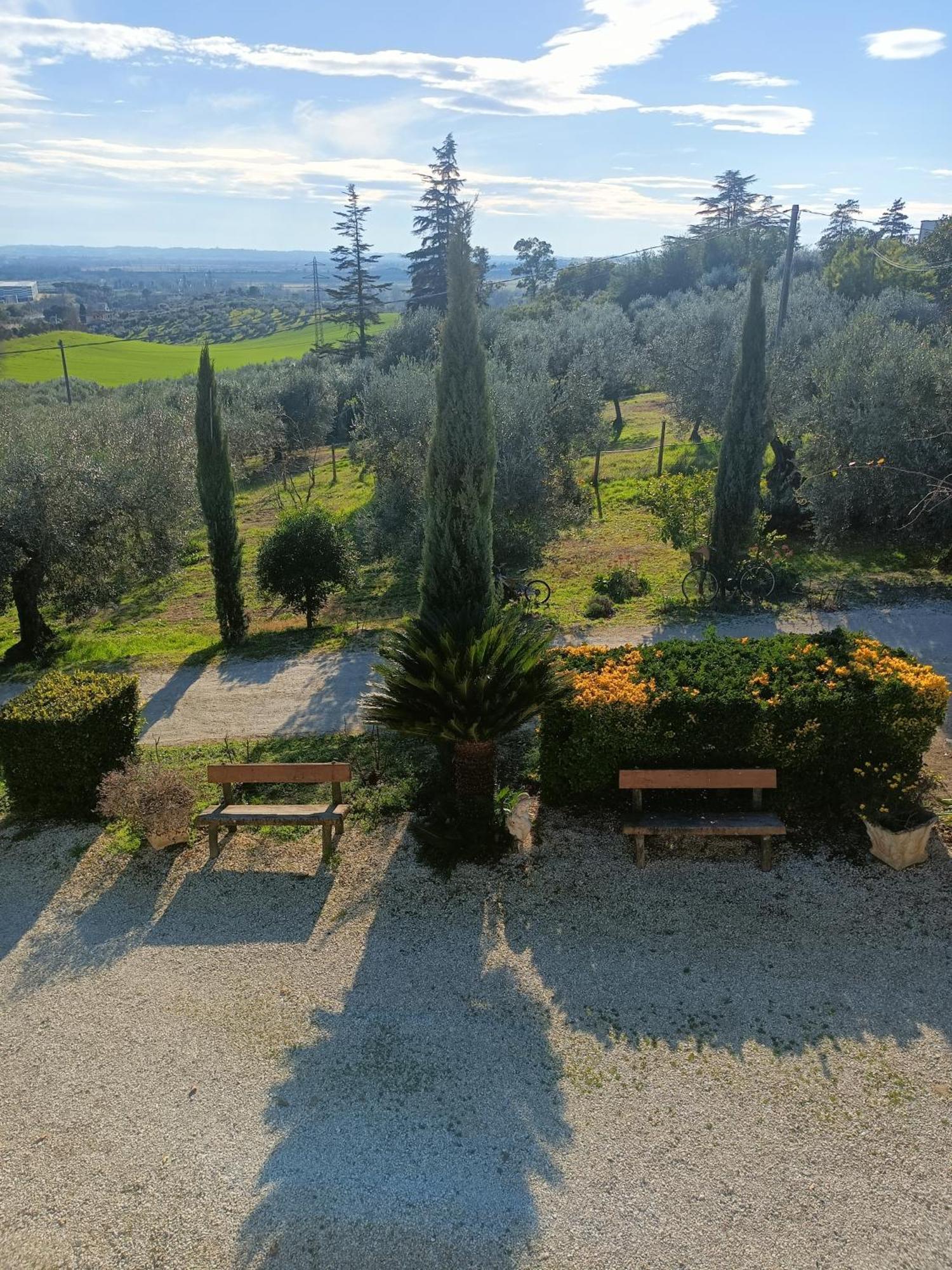 Colle Perazzoni Apartment Fiano Romano Ruang foto
