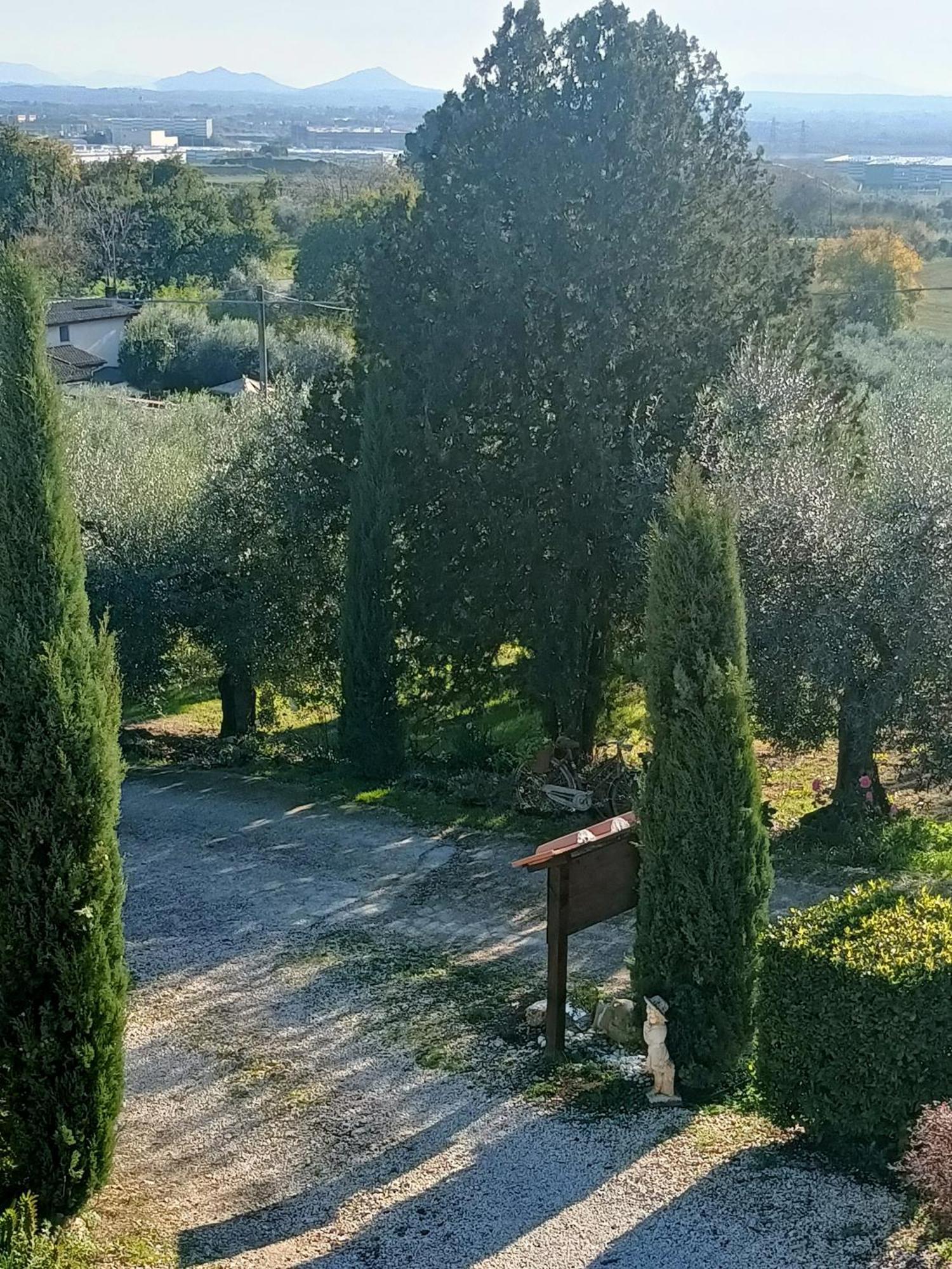 Colle Perazzoni Apartment Fiano Romano Ruang foto